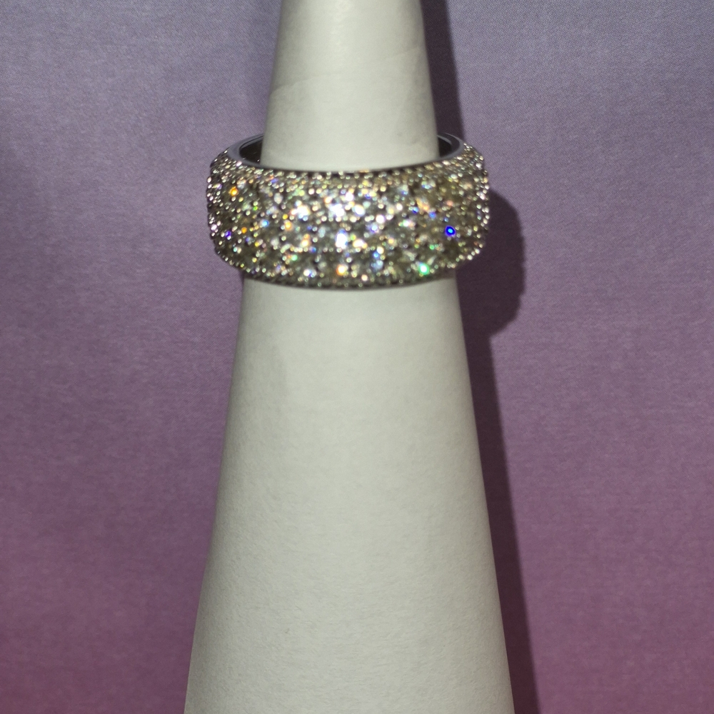 BP Dazzling Silver Crystal Ring